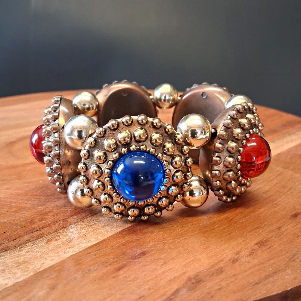 VTG Chunky Boho Medallion Stretch Bracelet Multicolor Plastic Lucite Faux Gems